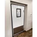 Merevszárnyú lengőajtó egyedi méretben