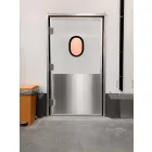 Merevszárnyú lengőajtó 900 × 2100 mm