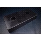 Gumiütköző furatokkal 500 × 250 × 140 mm