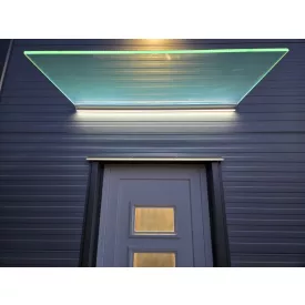   Üveg előtető alumínium profillal 1500×800 mm, led világítással