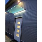 Üveg előtető alumínium profillal 1000 × 800 mm